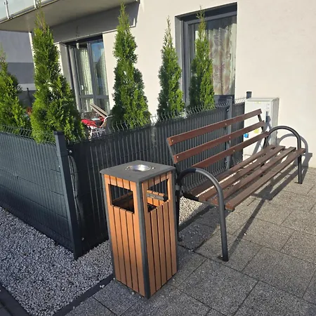 Nad Nielba 6bm2 Z Ogrodem アパート